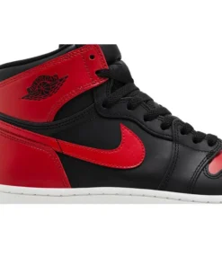 Alternative view of Air Jordan 1 Retro High '85 OG 'Bred / Banned' 2025 HV6674-067